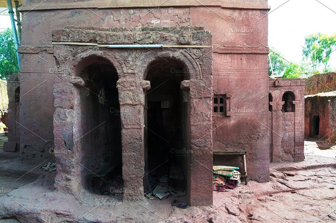 12 Days SIMIEN MOUNTAIN-LALIBELA-DANAKIL-TIGRAY CHURCHES - Lalibela turns churchgoing into archaeology