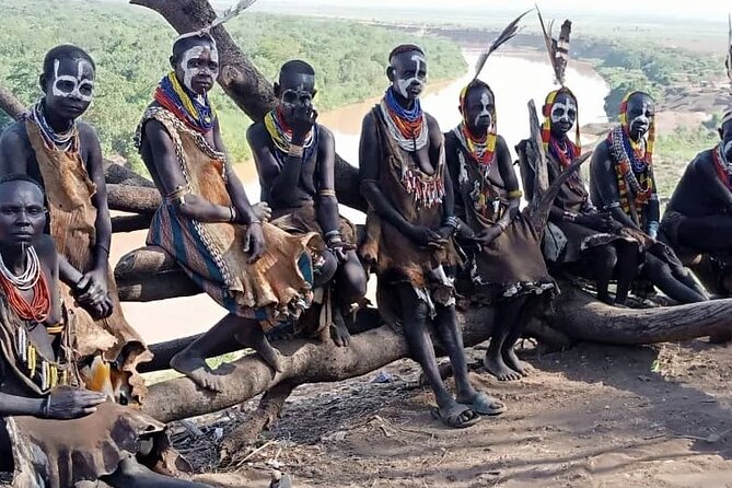 4 Days tour in omo valley. - Day three: Kara body painting, the Omo River, and Jinka