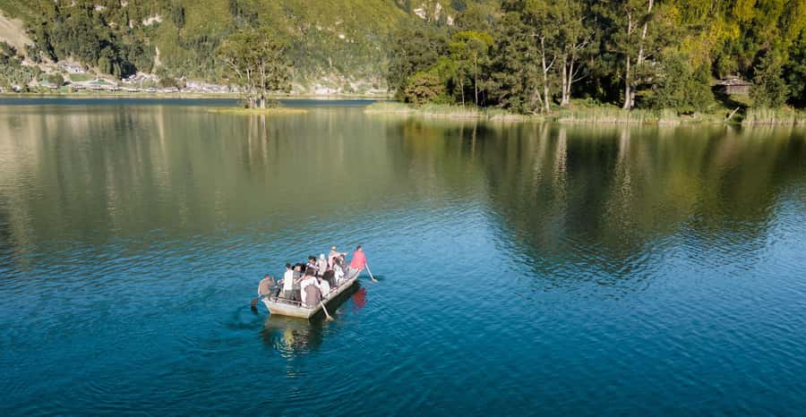 A perfect day trip to Lake wenchi from Addis Ababa - At the shore, slow down before the boat