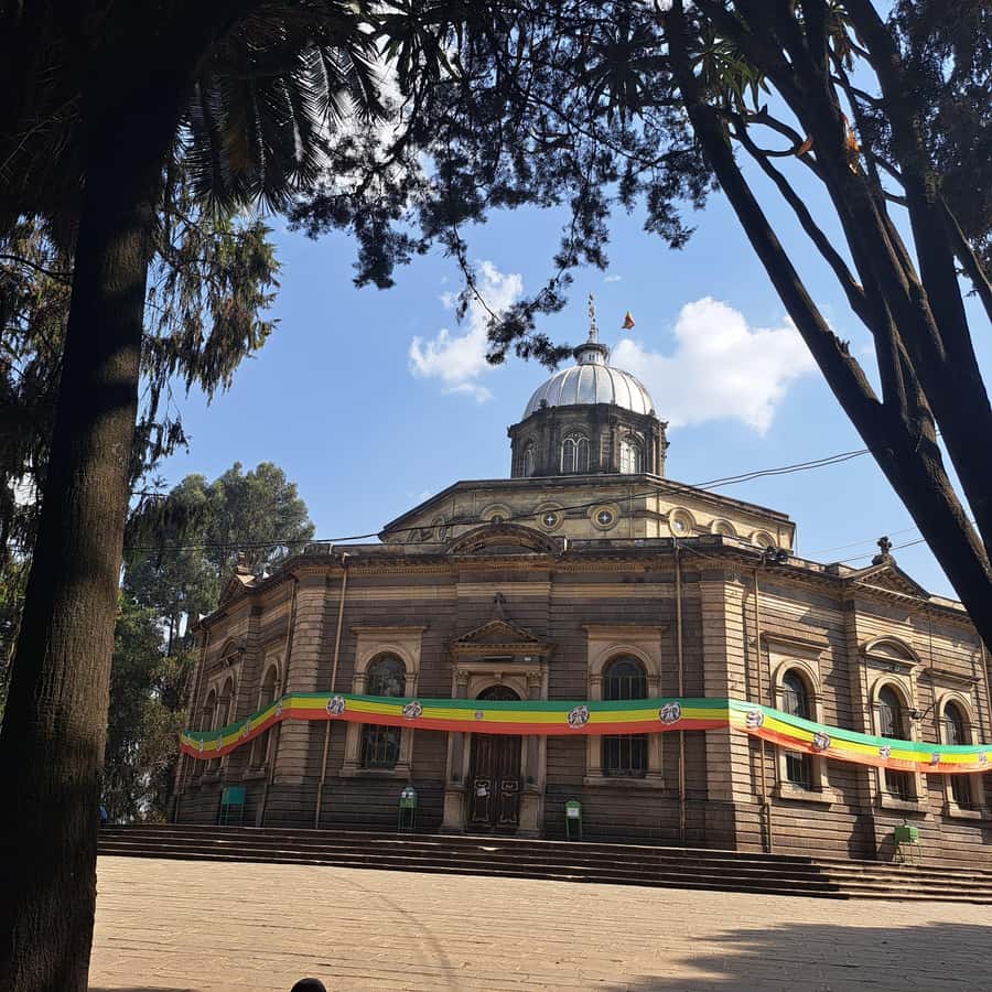 Addis Ababa at a Glance - How the private format affects the day