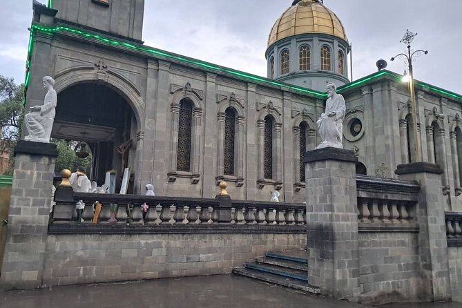 Addis Ababa City Tours - St. George’s Cathedral and its imperial museum