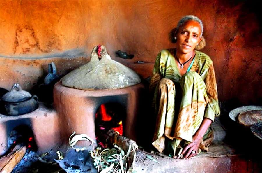 Addis abeba Full Cooking class. - Learning the long process behind injera