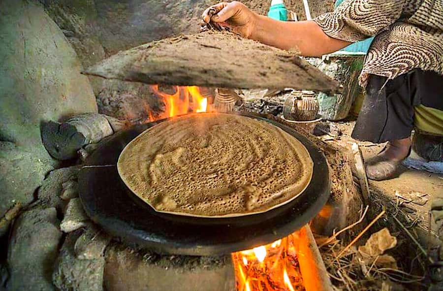 Addis abeba Full Cooking class. - Entering a shared home kitchen
