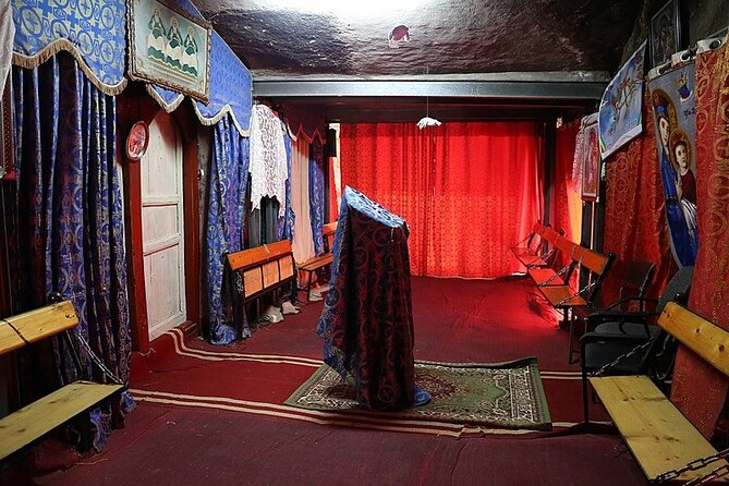 Day Tours around Addis Abeba, Melka Kunture and Adadi Mariam - The guide and vehicle can shape the day