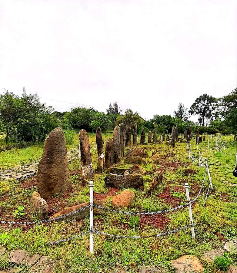 Day trip Adadi Mariam, Melka Kunture and Tiya stele - Adadi Mariam, a church cut from volcanic rock