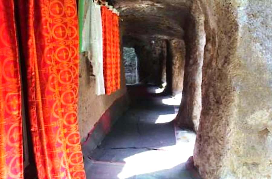 Day trip Adadi Mariam, Melka Kunture and Tiya stele - Weather, clothing, and physical demands
