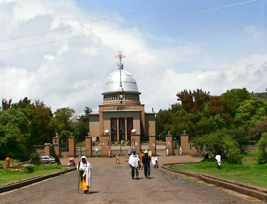 Day trip Debre Libanos, Bule nile George &Portugal Bridge - The guide and the pace of the day
