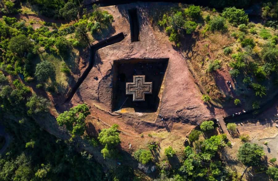 Full Day lalībela church's tour - Bete Georgia, the cross-shaped finale