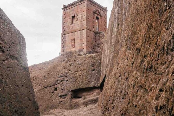 Private Ethiopian Combined Tours 15 Days - Reaching Lalibela by road, then visiting by air