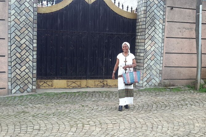 Private Ethiopian Home Cooking Class in Addis Ababa with Transfer - Location, pickup, and the real cost of time